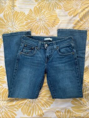 Levi's Women's Blue Flare-Leg 515 Denim Jeans